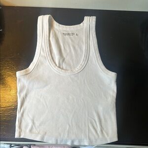 Abercrombie & Fitch White Ribbed Crop Tank Top